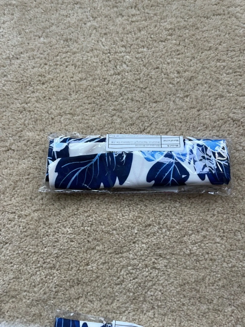 NEW Blue & White Chrysanthemum Floral Pillow Cover (1) - 18”x18” - Cover Only